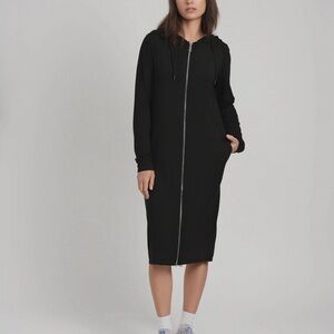 Elesol Black Zip-Up Hoodie Dress